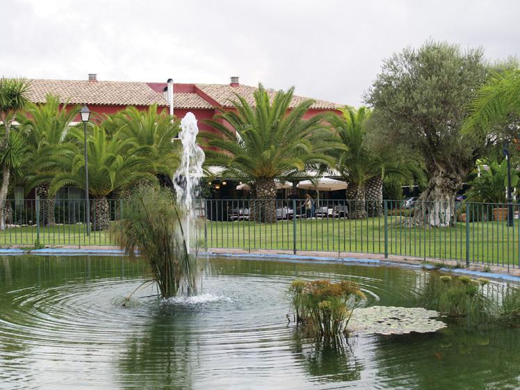 Hotel Valencia Golf Betera Facilities photo